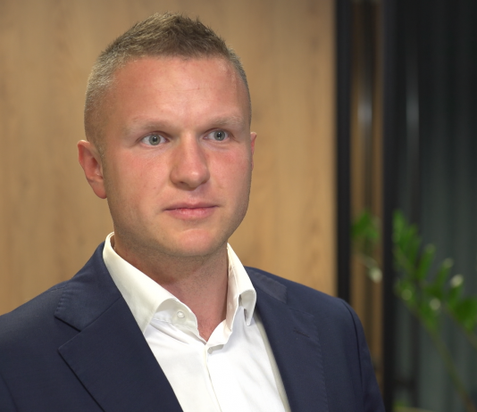 Na rynku płynów do e-papierosów kwitnie szara strefa, warta nawet 350 mln zł. Jej źródłem są nieprecyzyjne zapisy ustawy